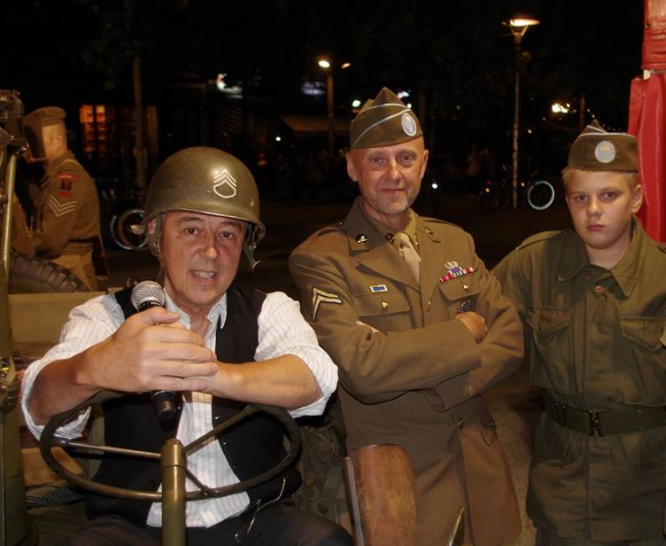 3516-1567773308-BLOG+-+Bal+Bevrijding+2017+-+Harry+interview++in+jeep