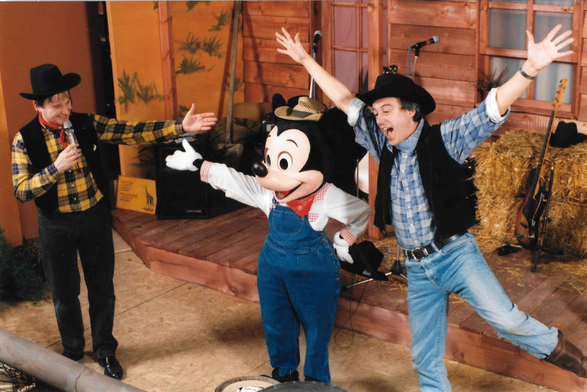 3517-1626024596-Website+Cubro+-+Animatie+Disneyworld+Mickey+&+cowboys+