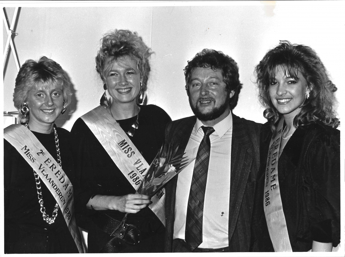 772-1611424768-Billy+Compilatie+Miss+Vlaanderen+Ann+De+baetselier+&+eredames+&+Rik+Vervecken+