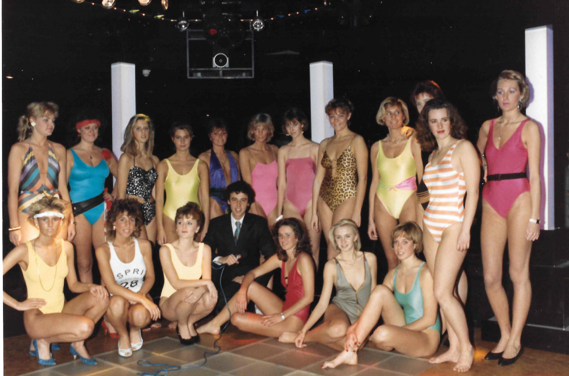 856-1594489536-Website+Cubro+-+Presentatie+Miss+Antwerpen+preselectie+badpakken+